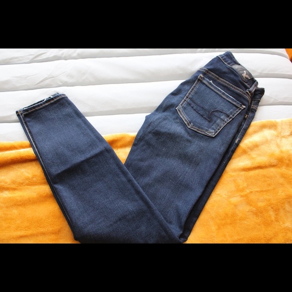 Dark Wash American Eagle Jeans - Picture 1 of 2